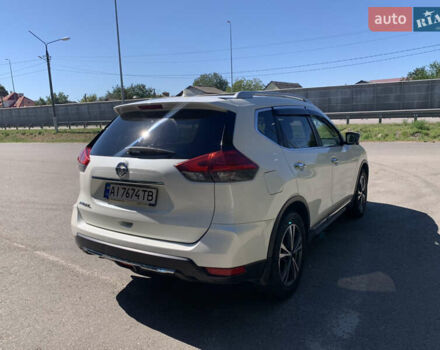 Белый Ниссан ИксТрейл, объемом двигателя 1.6 л и пробегом 112 тыс. км за 18200 $, фото 4 на Automoto.ua