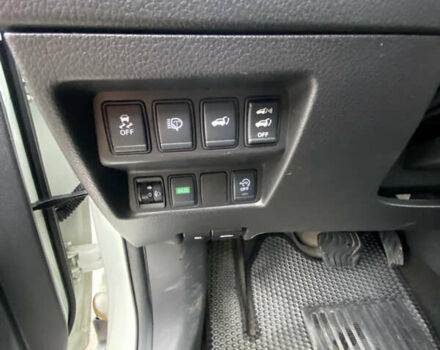 Білий Ніссан ІксТрейл, об'ємом двигуна 1.6 л та пробігом 161 тис. км за 18000 $, фото 10 на Automoto.ua