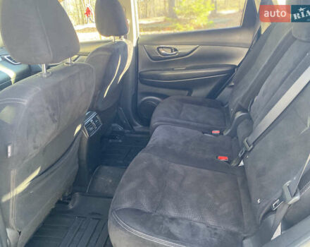 Белый Ниссан ИксТрейл, объемом двигателя 2.49 л и пробегом 184 тыс. км за 16050 $, фото 25 на Automoto.ua