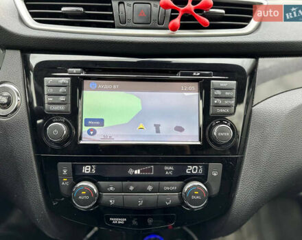 Білий Ніссан ІксТрейл, об'ємом двигуна 2 л та пробігом 90 тис. км за 17999 $, фото 44 на Automoto.ua