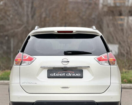 Белый Ниссан ИксТрейл, объемом двигателя 1.6 л и пробегом 52 тыс. км за 21999 $, фото 8 на Automoto.ua