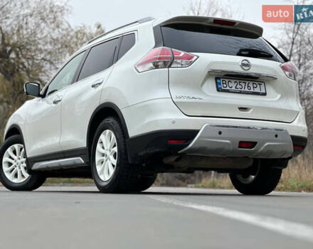 Білий Ніссан ІксТрейл, об'ємом двигуна 2 л та пробігом 90 тис. км за 17999 $, фото 28 на Automoto.ua