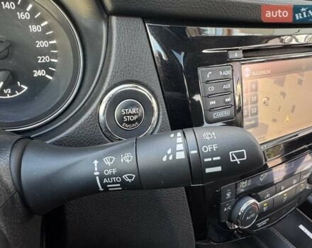 Белый Ниссан ИксТрейл, объемом двигателя 1.6 л и пробегом 80 тыс. км за 18700 $, фото 32 на Automoto.ua