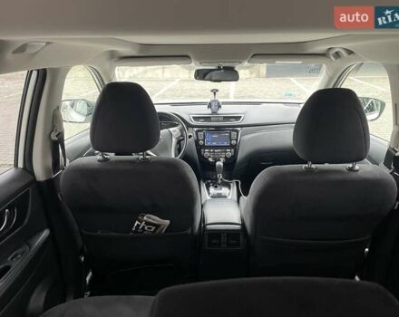 Белый Ниссан ИксТрейл, объемом двигателя 1.6 л и пробегом 127 тыс. км за 17300 $, фото 7 на Automoto.ua