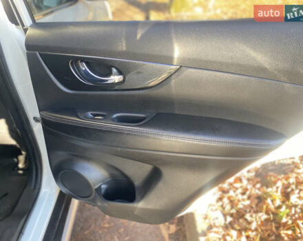 Белый Ниссан ИксТрейл, объемом двигателя 2.49 л и пробегом 184 тыс. км за 16050 $, фото 27 на Automoto.ua