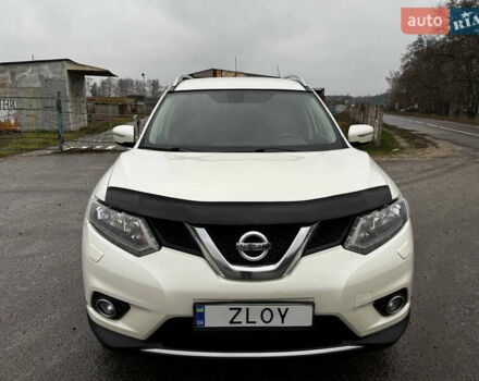 Белый Ниссан ИксТрейл, объемом двигателя 2.49 л и пробегом 134 тыс. км за 14999 $, фото 1 на Automoto.ua