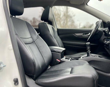 Белый Ниссан ИксТрейл, объемом двигателя 1.6 л и пробегом 52 тыс. км за 21999 $, фото 28 на Automoto.ua