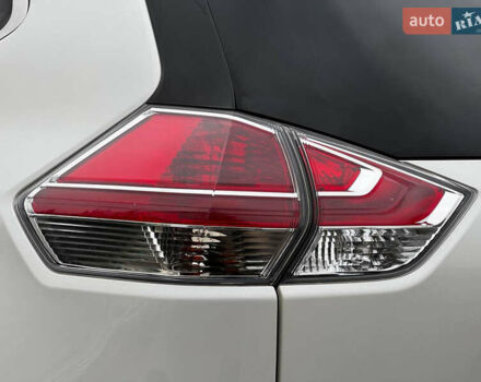 Белый Ниссан ИксТрейл, объемом двигателя 2.49 л и пробегом 134 тыс. км за 14999 $, фото 18 на Automoto.ua