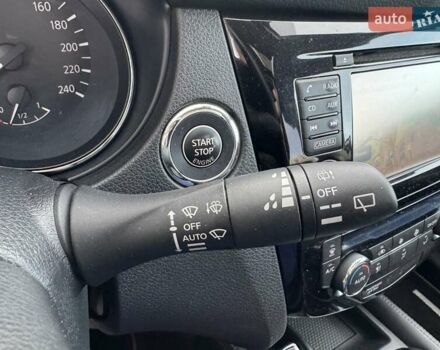 Белый Ниссан ИксТрейл, объемом двигателя 1.6 л и пробегом 79 тыс. км за 18900 $, фото 9 на Automoto.ua