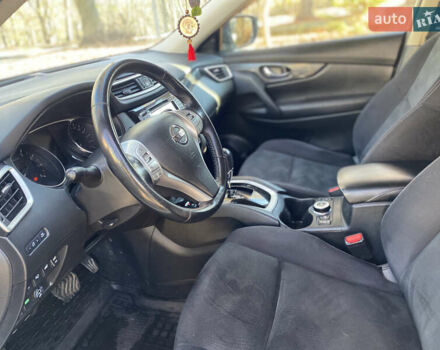 Белый Ниссан ИксТрейл, объемом двигателя 2.49 л и пробегом 184 тыс. км за 16050 $, фото 22 на Automoto.ua