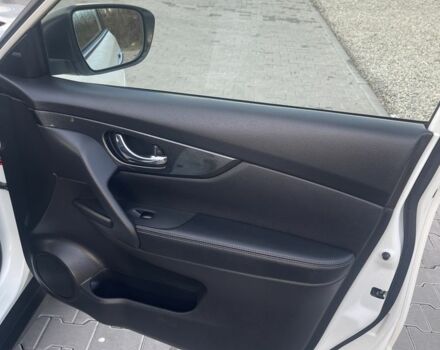 Белый Ниссан ИксТрейл, объемом двигателя 1.6 л и пробегом 81 тыс. км за 18600 $, фото 16 на Automoto.ua