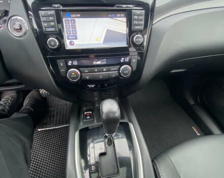 Білий Ніссан ІксТрейл, об'ємом двигуна 1.6 л та пробігом 161 тис. км за 18000 $, фото 12 на Automoto.ua