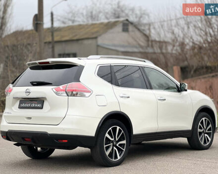 Белый Ниссан ИксТрейл, объемом двигателя 1.6 л и пробегом 52 тыс. км за 21999 $, фото 9 на Automoto.ua