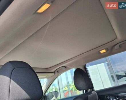 Ніссан ІксТрейл 2018 у Львові на Automoto.ua Білий Ніссан ІксТрейл, об'ємом двигуна 1.6 л та пробігом 148 тис. км за 20200 $, фото 9 на Automoto.ua