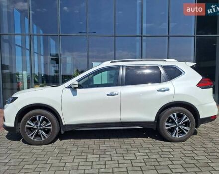 Ніссан ІксТрейл 2018 у Львові на Automoto.ua Білий Ніссан ІксТрейл, об'ємом двигуна 1.6 л та пробігом 148 тис. км за 20200 $, фото 1 на Automoto.ua