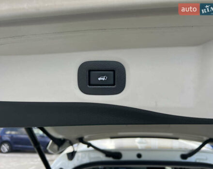 Белый Ниссан ИксТрейл, объемом двигателя 2 л и пробегом 47 тыс. км за 22000 $, фото 13 на Automoto.ua