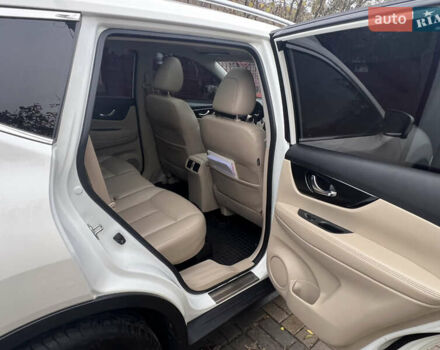 Белый Ниссан ИксТрейл, объемом двигателя 2.49 л и пробегом 199 тыс. км за 20500 $, фото 16 на Automoto.ua