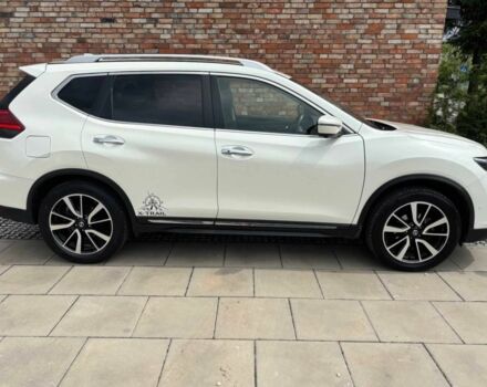 Белый Ниссан ИксТрейл, объемом двигателя 1.6 л и пробегом 89 тыс. км за 12500 $, фото 3 на Automoto.ua