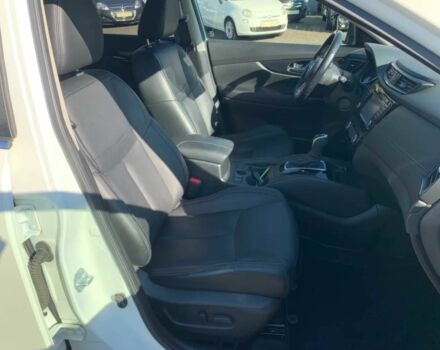 Белый Ниссан ИксТрейл, объемом двигателя 1.6 л и пробегом 40 тыс. км за 12400 $, фото 5 на Automoto.ua