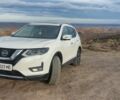 Белый Ниссан ИксТрейл, объемом двигателя 2.5 л и пробегом 160 тыс. км за 24000 $, фото 1 на Automoto.ua