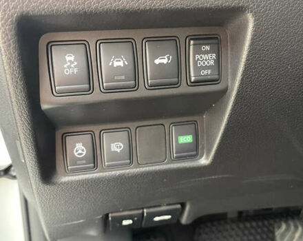 Белый Ниссан ИксТрейл, объемом двигателя 2 л и пробегом 100 тыс. км за 24200 $, фото 29 на Automoto.ua