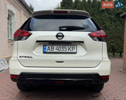 Белый Ниссан ИксТрейл, объемом двигателя 2.49 л и пробегом 130 тыс. км за 16800 $, фото 7 на Automoto.ua