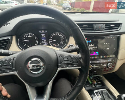 Белый Ниссан ИксТрейл, объемом двигателя 2.49 л и пробегом 199 тыс. км за 20500 $, фото 2 на Automoto.ua