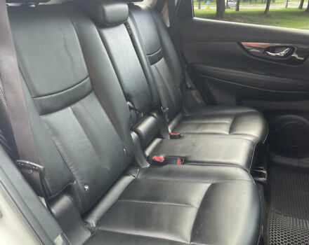 Белый Ниссан ИксТрейл, объемом двигателя 2 л и пробегом 100 тыс. км за 24200 $, фото 18 на Automoto.ua