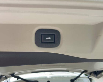 Белый Ниссан ИксТрейл, объемом двигателя 2 л и пробегом 100 тыс. км за 24200 $, фото 14 на Automoto.ua