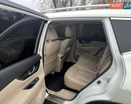 Белый Ниссан ИксТрейл, объемом двигателя 2.49 л и пробегом 199 тыс. км за 20500 $, фото 8 на Automoto.ua