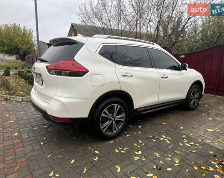 Белый Ниссан ИксТрейл, объемом двигателя 2.49 л и пробегом 199 тыс. км за 20500 $, фото 4 на Automoto.ua