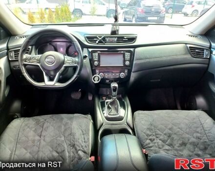 Белый Ниссан ИксТрейл, объемом двигателя 1.6 л и пробегом 220 тыс. км за 15950 $, фото 5 на Automoto.ua