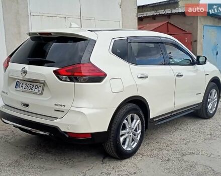 Ниссан ИксТрейл 2019 в Одессе на Automoto.ua Белый Ниссан ИксТрейл, объемом двигателя 2 л и пробегом 70 тыс. км за 22000 $, фото 12 на Automoto.ua