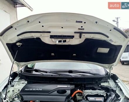 Ниссан ИксТрейл 2019 в Одессе на Automoto.ua Белый Ниссан ИксТрейл, объемом двигателя 2 л и пробегом 70 тыс. км за 22000 $, фото 67 на Automoto.ua