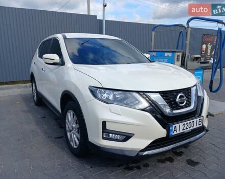 Белый Ниссан ИксТрейл, объемом двигателя 2 л и пробегом 115 тыс. км за 20500 $, фото 11 на Automoto.ua