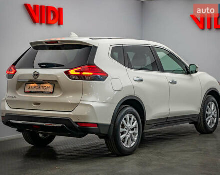Белый Ниссан ИксТрейл, объемом двигателя 1.6 л и пробегом 141 тыс. км за 17810 $, фото 1 на Automoto.ua