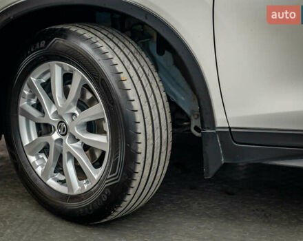 Белый Ниссан ИксТрейл, объемом двигателя 1.6 л и пробегом 141 тыс. км за 17810 $, фото 7 на Automoto.ua