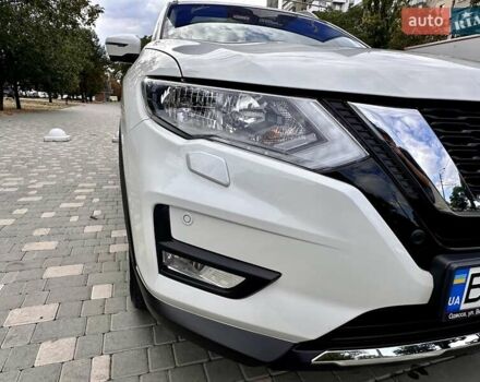 Білий Ніссан ІксТрейл, об'ємом двигуна 1.6 л та пробігом 7 тис. км за 24700 $, фото 26 на Automoto.ua
