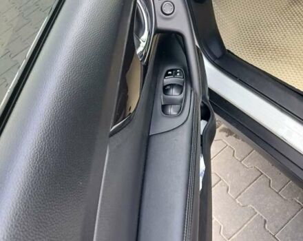 Белый Ниссан ИксТрейл, объемом двигателя 2 л и пробегом 115 тыс. км за 20500 $, фото 2 на Automoto.ua