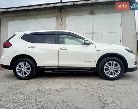 Ниссан ИксТрейл 2019 в Одессе на Automoto.ua Белый Ниссан ИксТрейл, объемом двигателя 2 л и пробегом 70 тыс. км за 22000 $, фото 8 на Automoto.ua