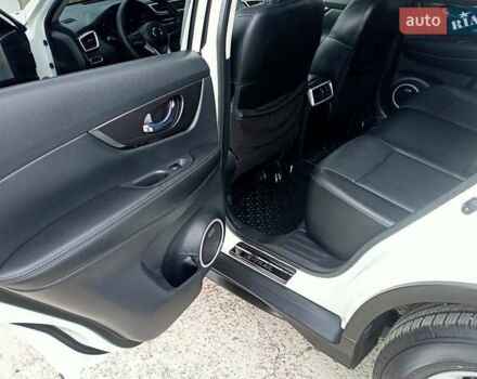 Ниссан ИксТрейл 2019 в Одессе на Automoto.ua Белый Ниссан ИксТрейл, объемом двигателя 2 л и пробегом 70 тыс. км за 22000 $, фото 42 на Automoto.ua