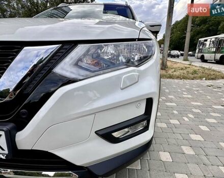 Білий Ніссан ІксТрейл, об'ємом двигуна 1.6 л та пробігом 7 тис. км за 24700 $, фото 25 на Automoto.ua
