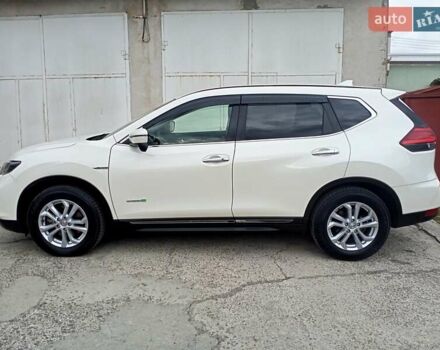 Ниссан ИксТрейл 2019 в Одессе на Automoto.ua Белый Ниссан ИксТрейл, объемом двигателя 2 л и пробегом 70 тыс. км за 22000 $, фото 23 на Automoto.ua