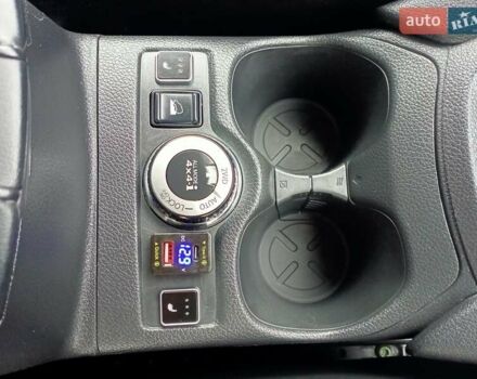 Ниссан ИксТрейл 2019 в Одессе на Automoto.ua Белый Ниссан ИксТрейл, объемом двигателя 2 л и пробегом 70 тыс. км за 22000 $, фото 48 на Automoto.ua