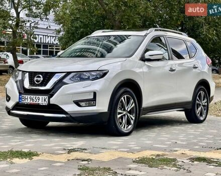 Білий Ніссан ІксТрейл, об'ємом двигуна 1.6 л та пробігом 7 тис. км за 24700 $, фото 3 на Automoto.ua