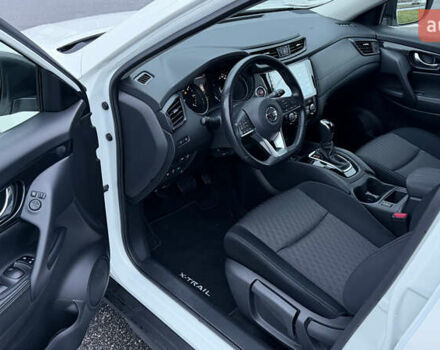 Білий Ніссан ІксТрейл, об'ємом двигуна 1.6 л та пробігом 22 тис. км за 23999 $, фото 8 на Automoto.ua