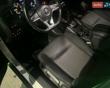 Белый Ниссан ИксТрейл, объемом двигателя 1.6 л и пробегом 98 тыс. км за 19500 $, фото 16 на Automoto.ua