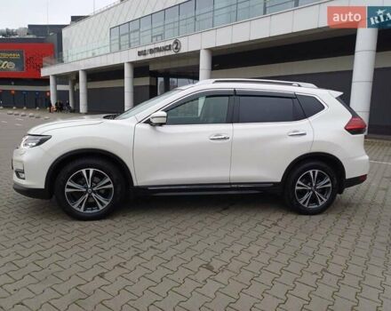 Білий Ніссан ІксТрейл, об'ємом двигуна 2.49 л та пробігом 63 тис. км за 24800 $, фото 4 на Automoto.ua