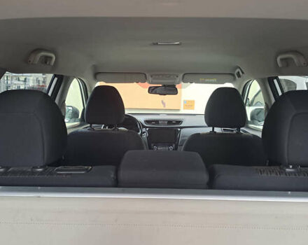 Белый Ниссан ИксТрейл, объемом двигателя 2 л и пробегом 63 тыс. км за 25550 $, фото 13 на Automoto.ua