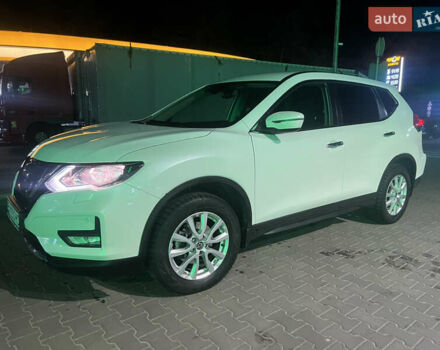 Белый Ниссан ИксТрейл, объемом двигателя 1.6 л и пробегом 98 тыс. км за 19500 $, фото 1 на Automoto.ua